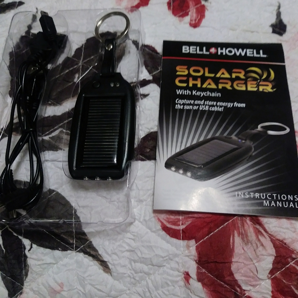 Bell + Howell Solar Charger